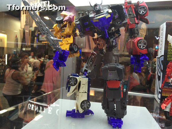 Sdcc 2014 Transformers Hasbro Booth 2  (18 of 73)